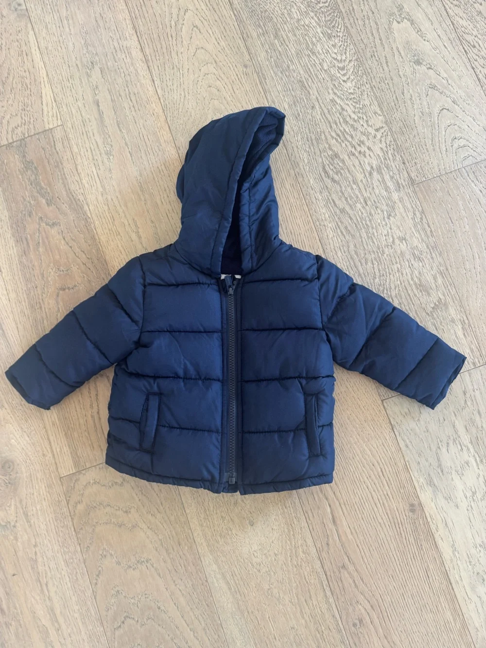Old Navy Baby Puffer Coat Size 6-12 Months
